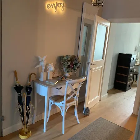 Secret Garden And Cozy Flat * Ρέτζιο Εμίλια