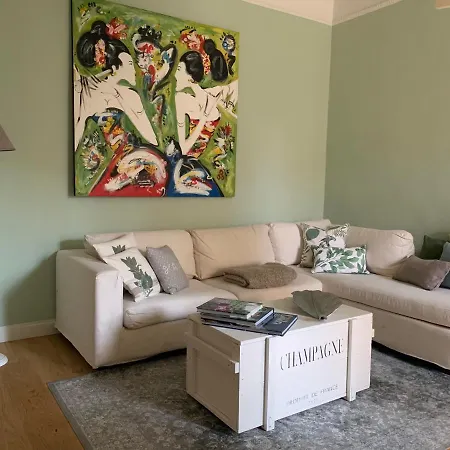 Secret Garden And Cozy Flat Διαμέρισμα