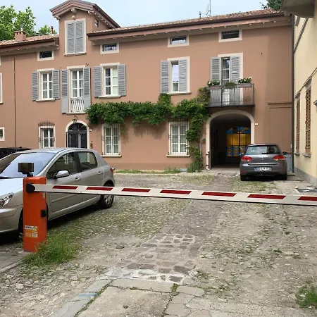 Διαμέρισμα Secret Garden And Cozy Flat *