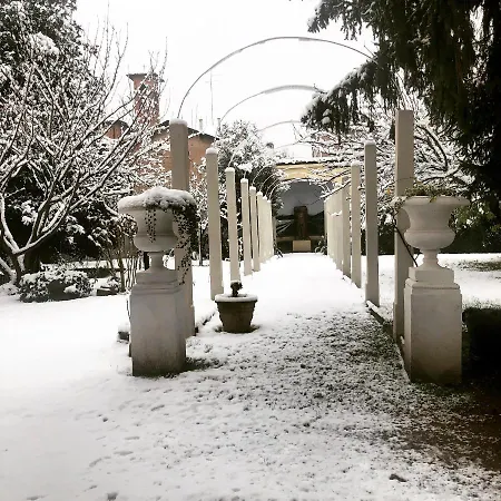 Secret Garden And Cozy Flat Ρέτζιο Εμίλια